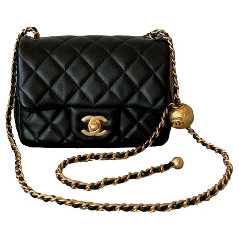 small chanel chain bag|Chanel mini flap bag lambskin.